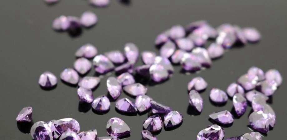 Wuzhou Gems Purple Pear Cut Cubic Zirconia for Necklace